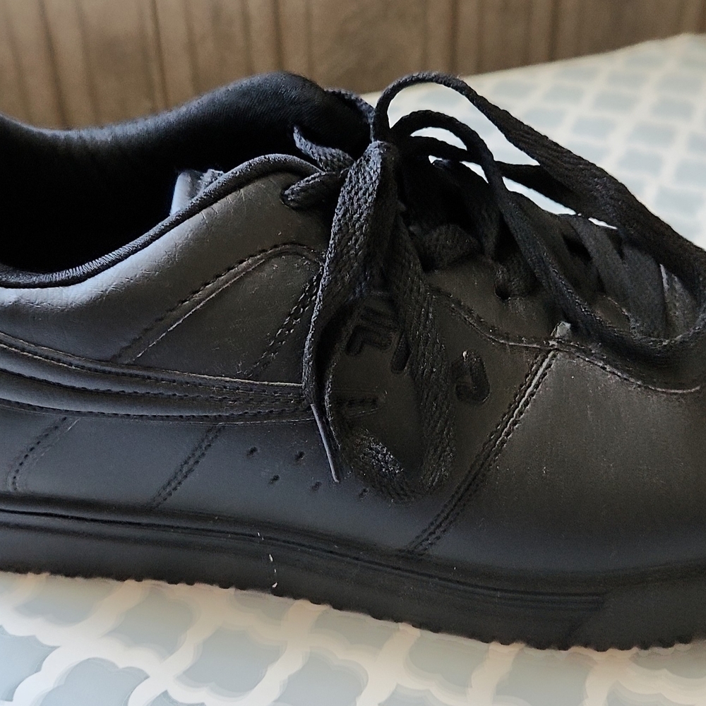 Women's FILA Vulc 13 Low SR Sneakers NIB